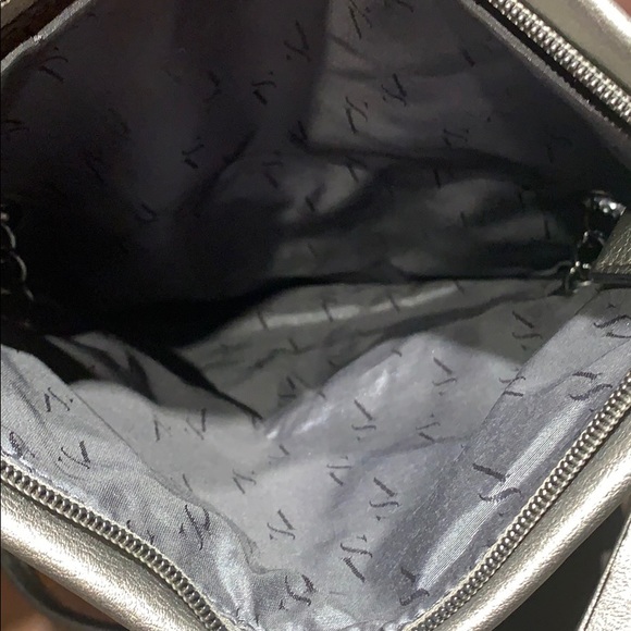 Purse - Picture 3 of 4